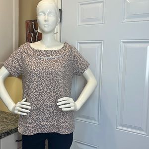 Pink leopard loose fitting style top